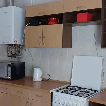 2 Bedroom On Tomashivskogo Street 7