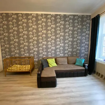 Apartment 2 Bedroom On Tomashivskogo Street 7 *
