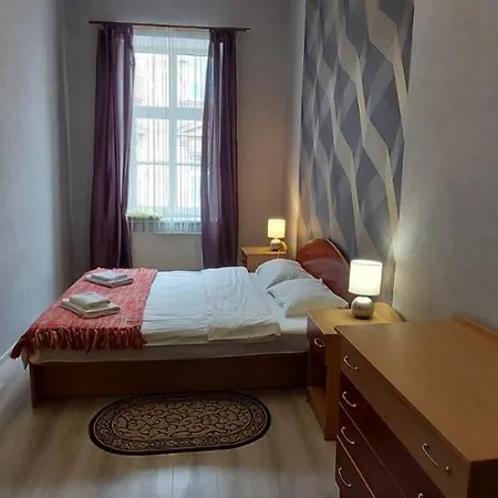 2 Bedroom On Tomashivskogo Street 7 Lviv